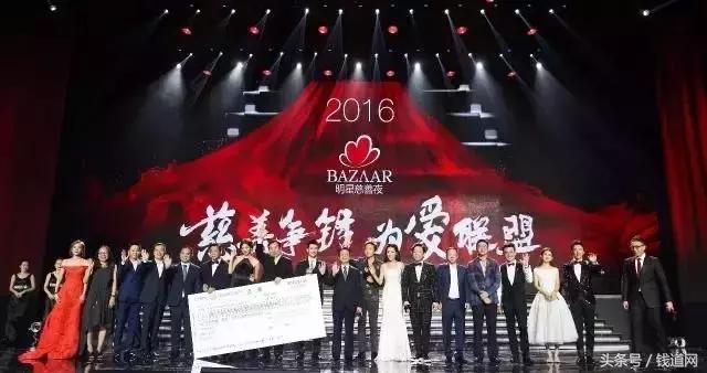 17年芭莎慈善夜鹿晗苏芒,苏芒李冰冰2014慈善芭莎晚会