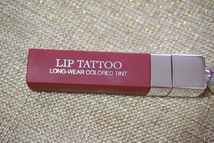 迪奥731染唇液哪个颜色适合黄皮,迪奥唇釉染唇液色号试色