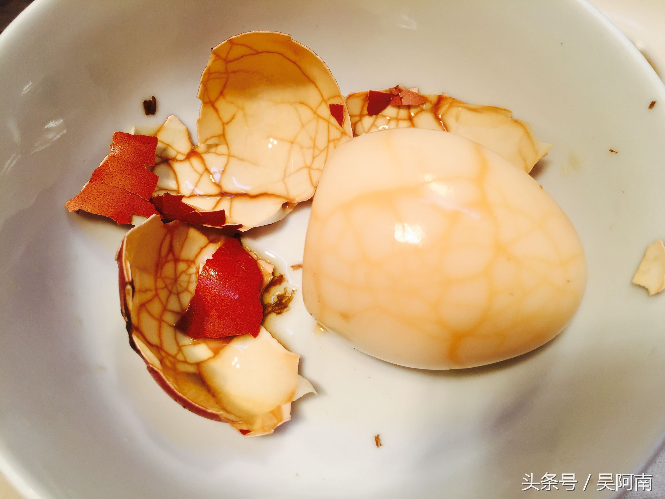 台湾省人说大陆吃不起茶叶蛋,我想是因为说的人买不起茶叶吧