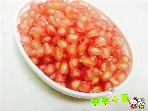 想要快速剥出粒粒分明的石榴，这个小窍门请收好！