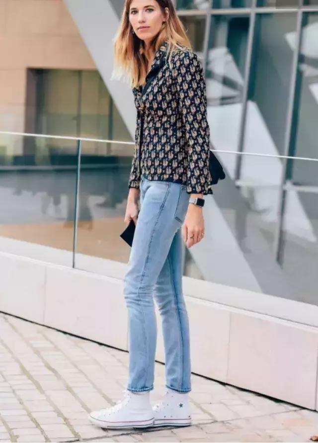 2021什么小白鞋经典又时尚女,小白鞋与运动鞋哪款比较时尚百搭