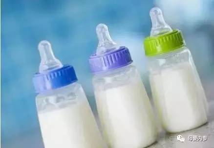 奶粉冲调时起泡沫怎么解决,如何正确冲奶粉才不会起泡沫