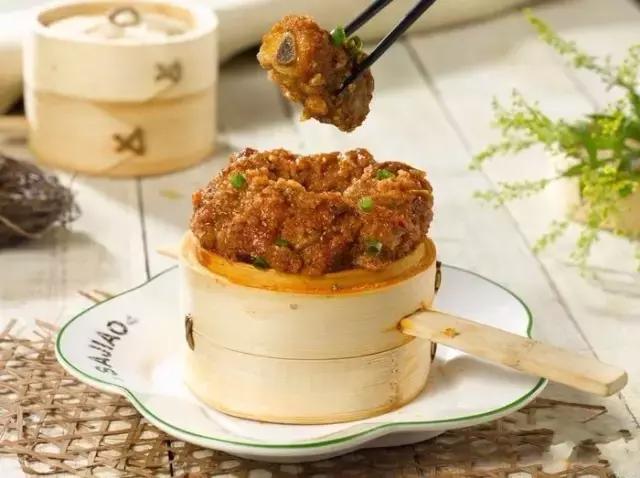 郑州新生美食全攻略!来这20家店,吃遍5个区、5大美食广场