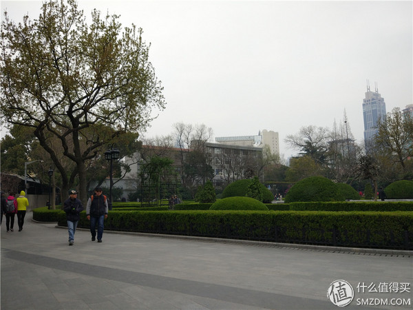 年轻人第一部旗舰机,年轻人的第一台手机小米