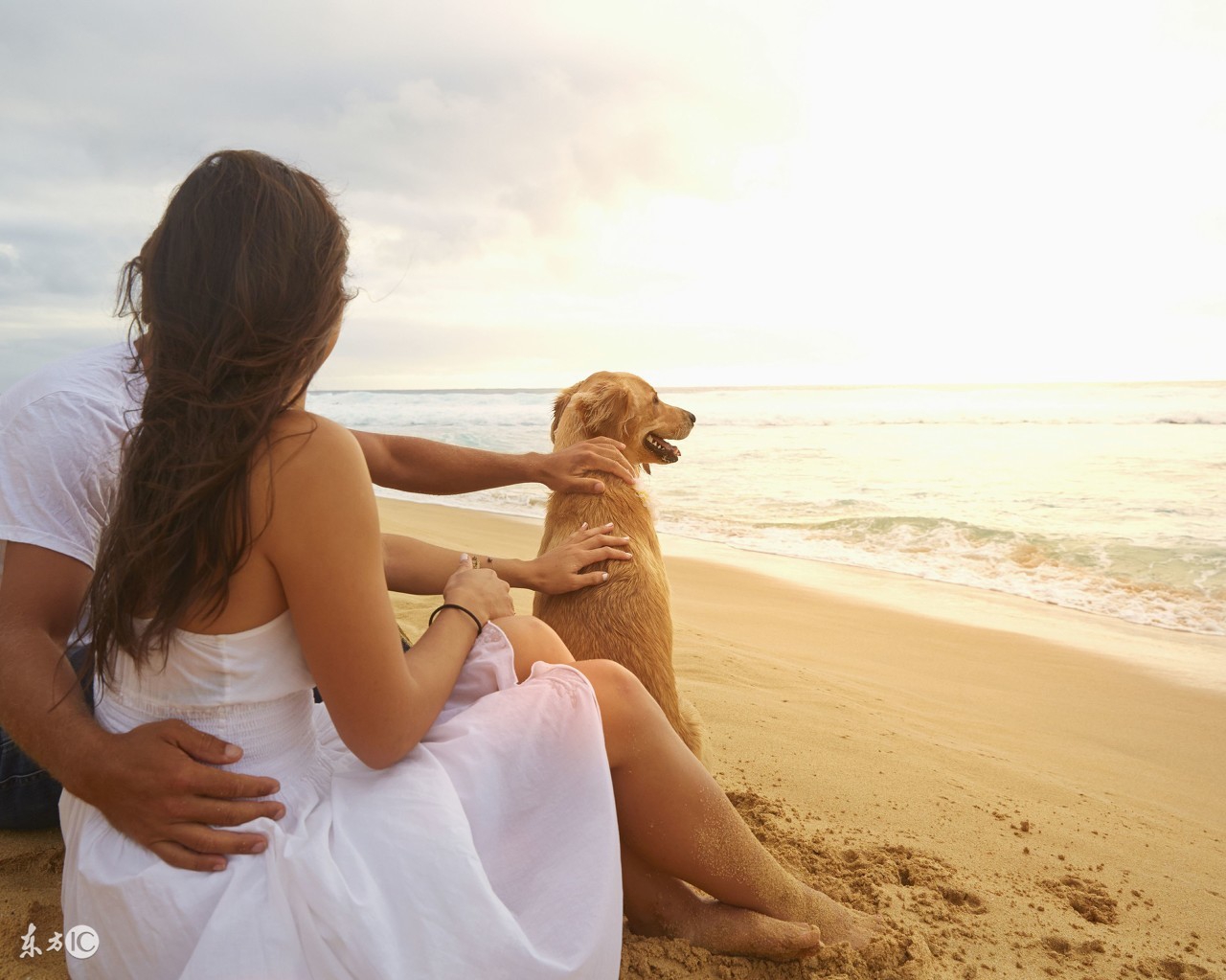 对女友的信任崩塌了怎么办,欺骗女友最好的解决方案