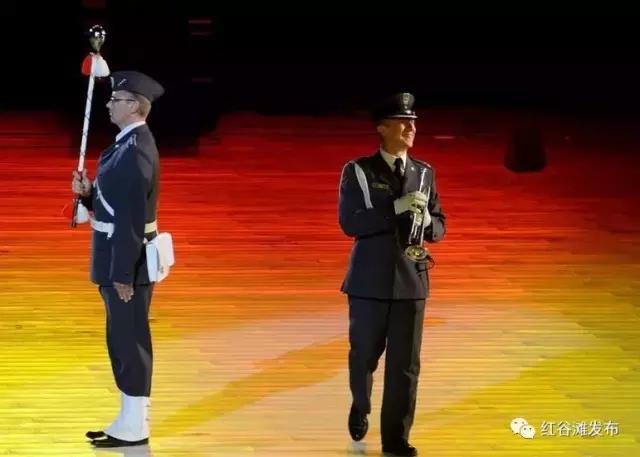 南昌陆军军乐团,南昌军乐团演奏视频