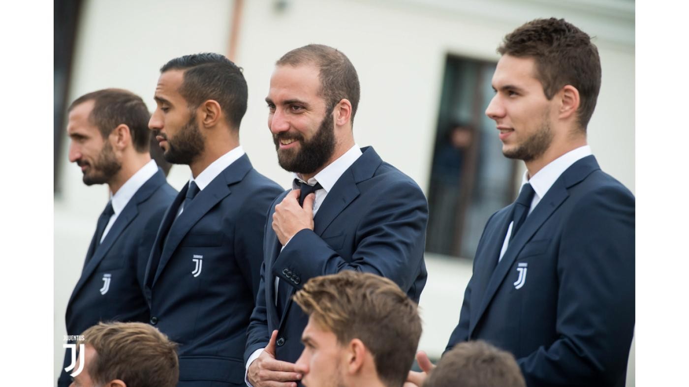 尤文超清图片,尤文图斯队员照