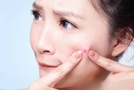 艾灰与白醋的功效与作用,艾灰不要扔了它也能治病