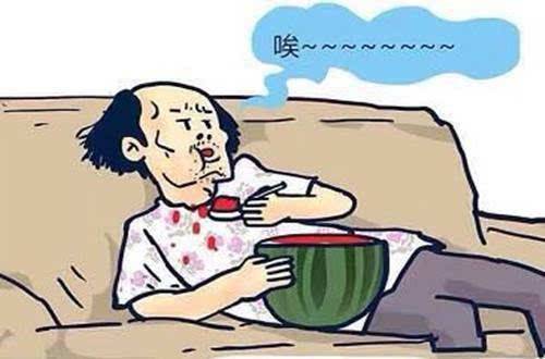 西瓜汁弄在衣服怎么办,西瓜汁弄到衣服上洗不干净怎么办