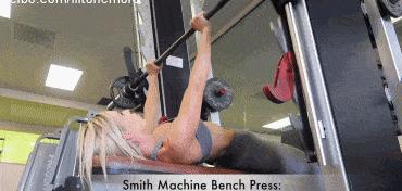 胸部肌肉健身训练动作,增肌肩部胸部训练