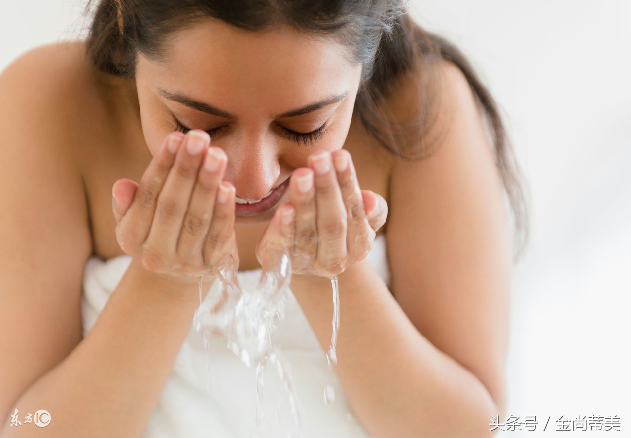 脸晚上痒白天不痒怎么回事,脸痒什么原因引起的