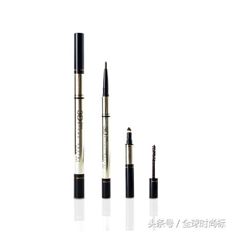 纹眉三百元和两千元对比,一千多的纹眉和几百的差距