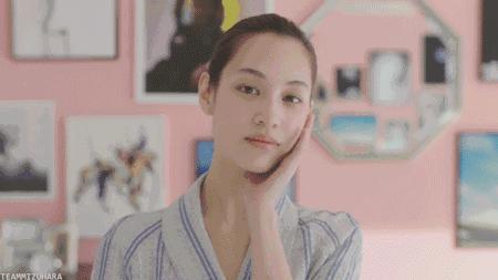 明星自拍素颜霜,明星遮毛孔素颜霜好用吗