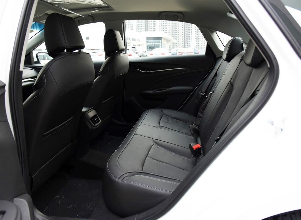 2017款英朗自动豪华型用车感受，底盘低不适合在农村开