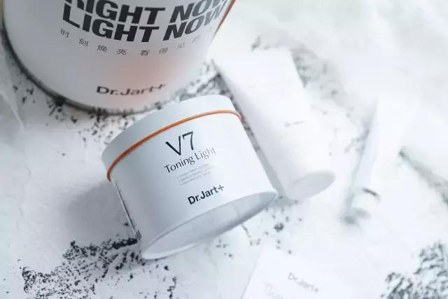 明星自拍素颜霜,明星遮毛孔素颜霜好用吗