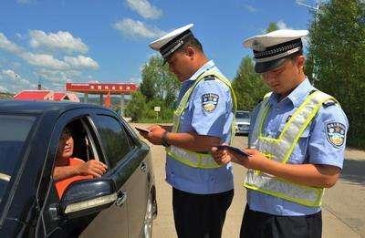 都听说驾照代扣更难了，代销分中介还能信吗？