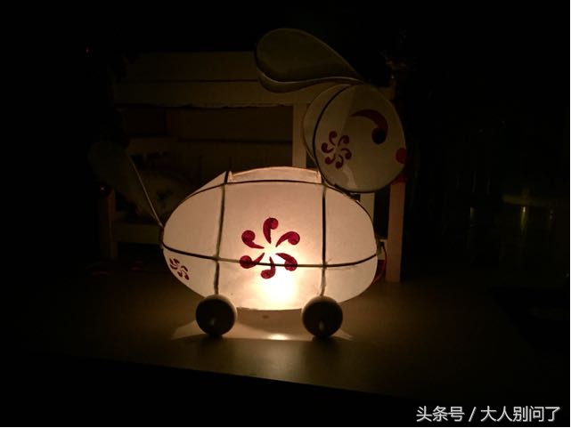怎么用红包做中秋节兔子灯笼,幼儿园中秋节灯笼手工兔子