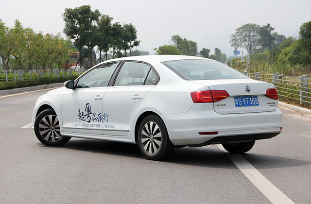 2018款速腾180tsidsg臻享版,1.2T的速腾好开吗