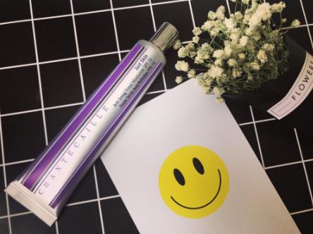 cpb隔离跟麦吉丽隔离哪个好,cpb隔离经典款和滋润版是一款吗