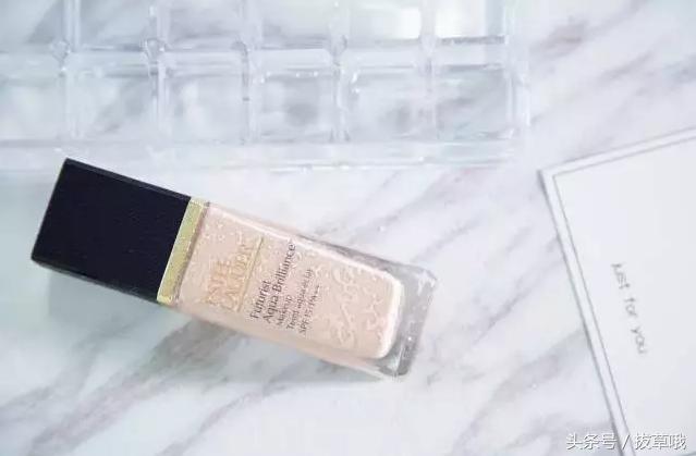 雅诗兰黛杨幂同款粉底液测评,杨幂广告雅诗兰黛沁水粉底液