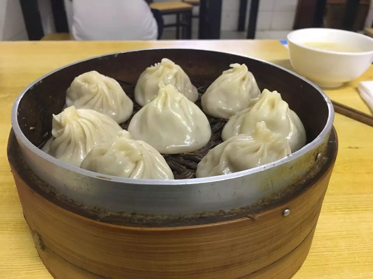 50块吃遍一条街,怀揣五千元