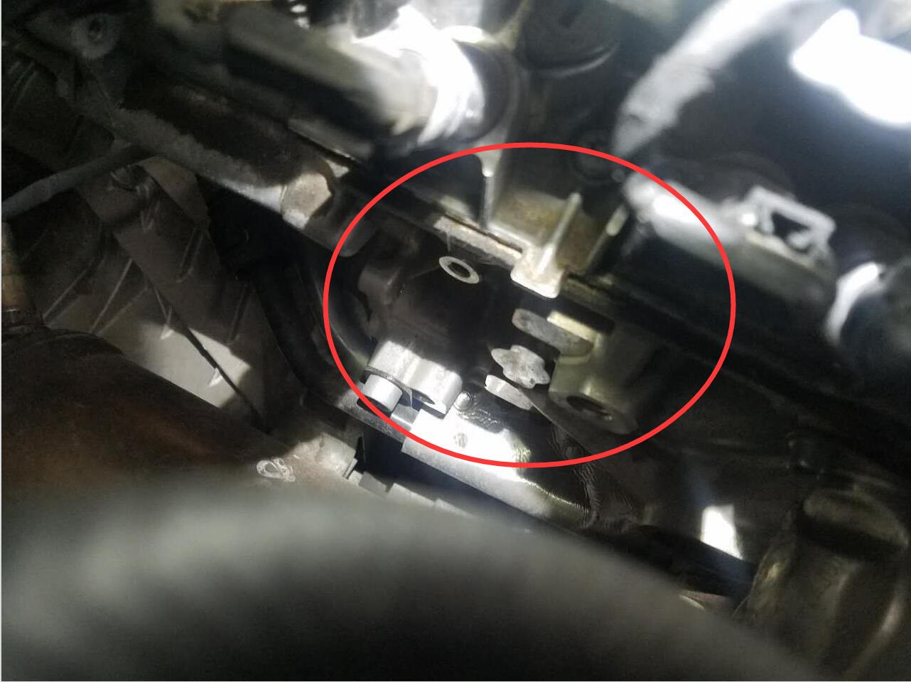 宁波保时捷翻车,宁波保时捷卡宴全损