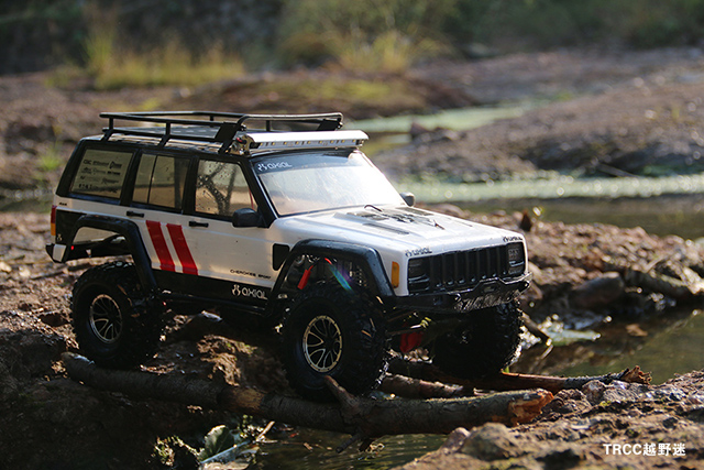 遥控仿真切诺基,大切诺基改装包围