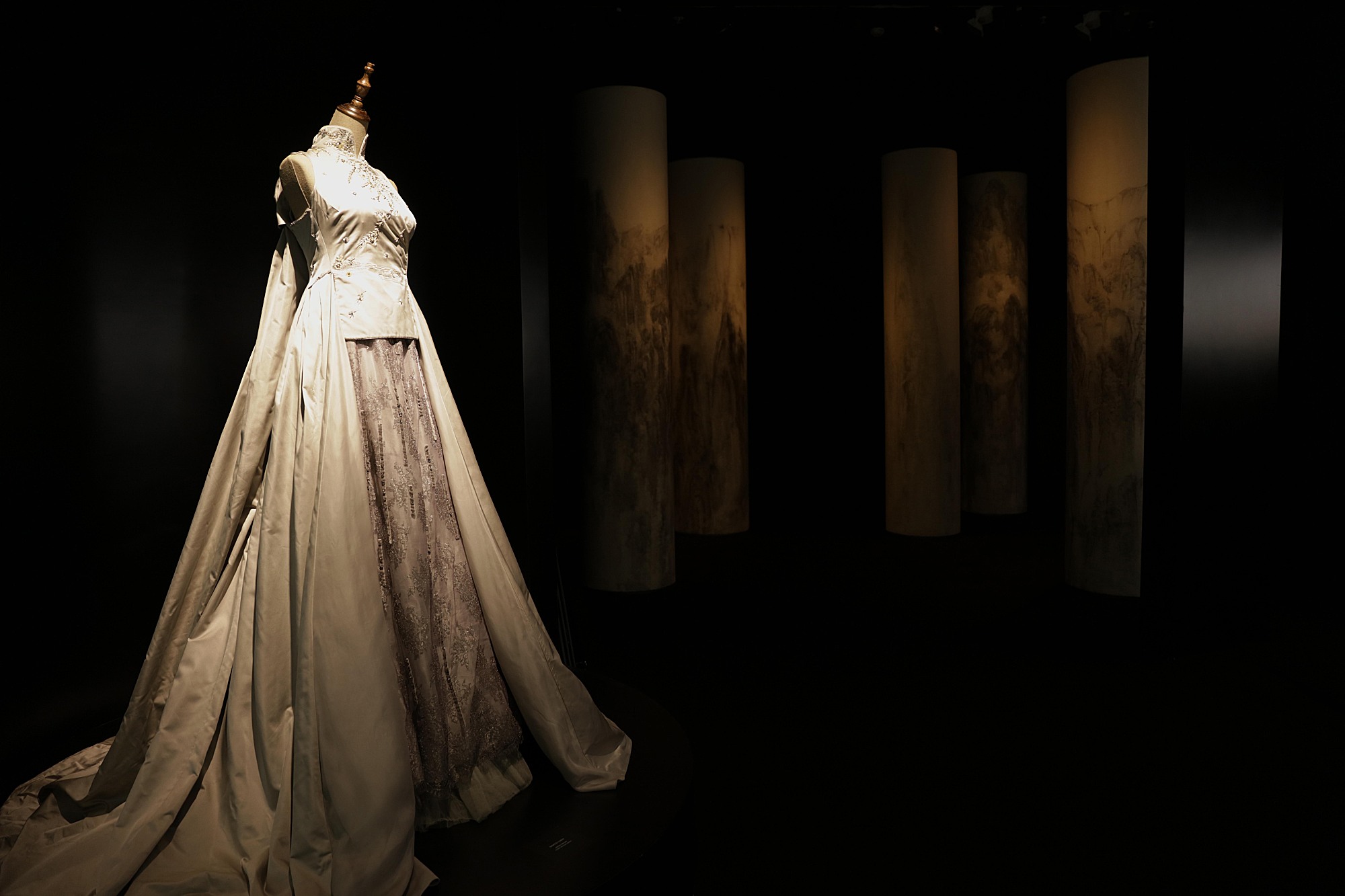 bazaar150周年时尚艺术大展上海,bazaar150周年艺术展