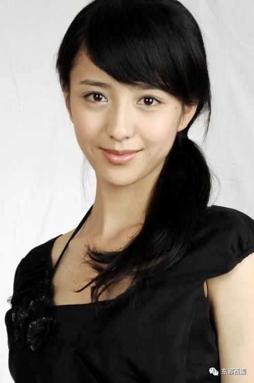 丫丫黄色短发,丫丫超好看短发