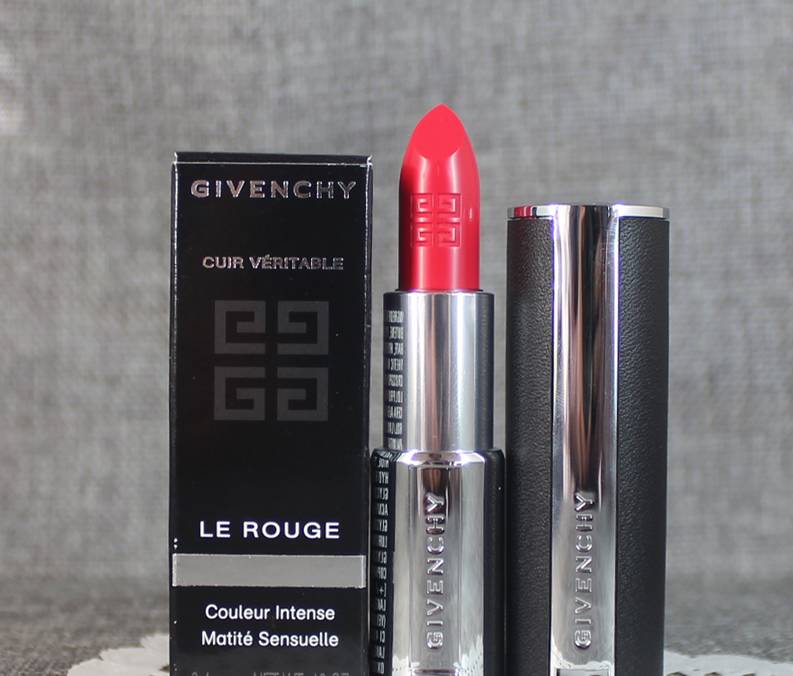 最适合黄皮的口红迪奥,tf口红哪个颜色好看适合黄皮显白