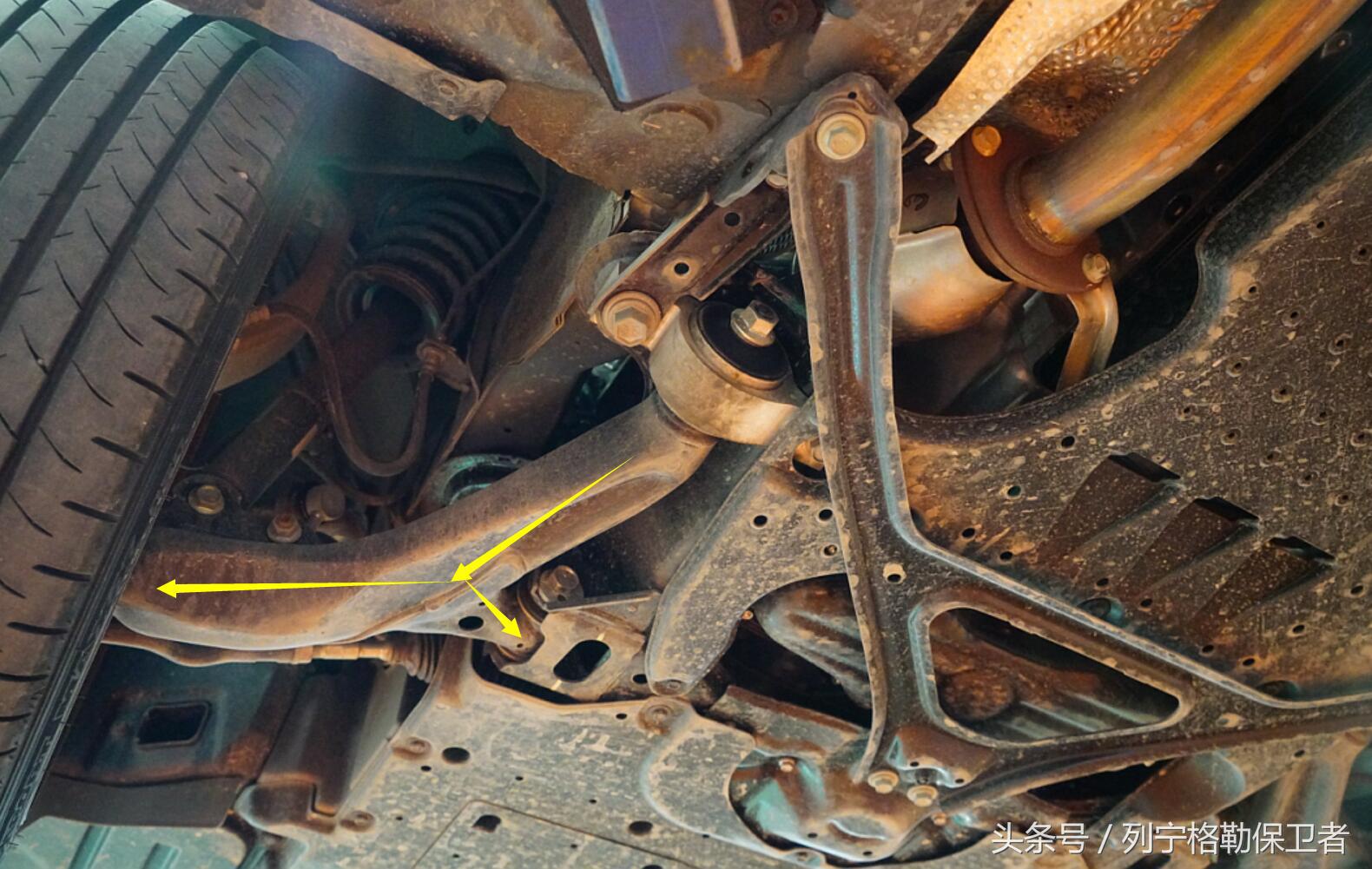 皇冠14代精英版试驾视频测评,14代皇冠车主用车评论