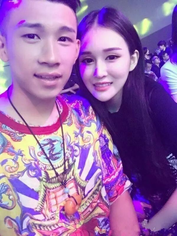 赵本山女儿为什么叫球姐,赵本山女儿球球与各大网红