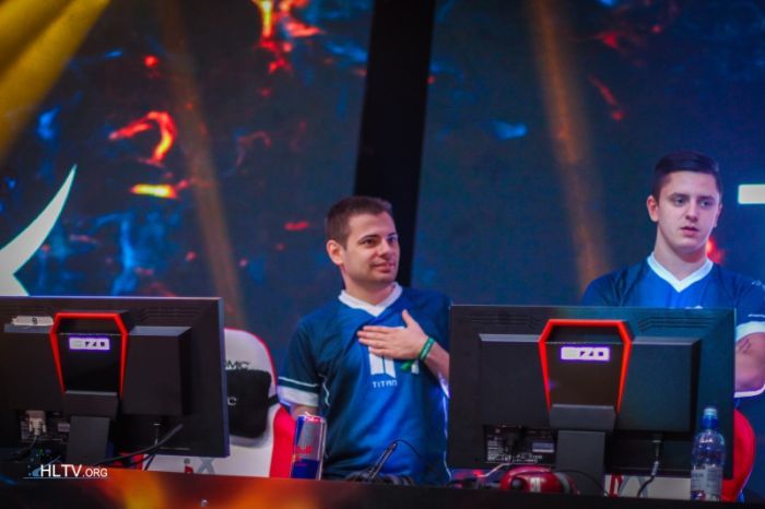 电竞比赛线上怎么玩,电竞比赛玩家神操作