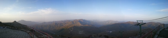 希望以后有时间可以一起去露营,我们还有机会一起去爬山吗