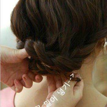 不披头散发的简约编发学生党,披头散发怎么编发可以维持时间长