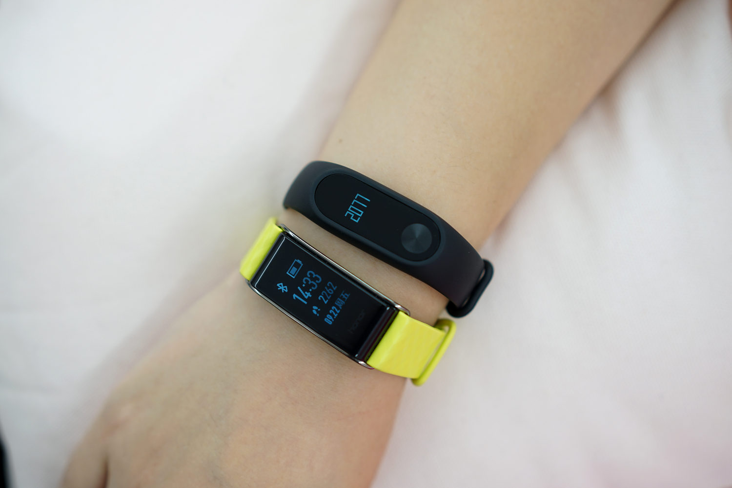 小米手环2和荣耀手环3哪个好,荣耀畅玩a2手环跟小米3手环哪个好