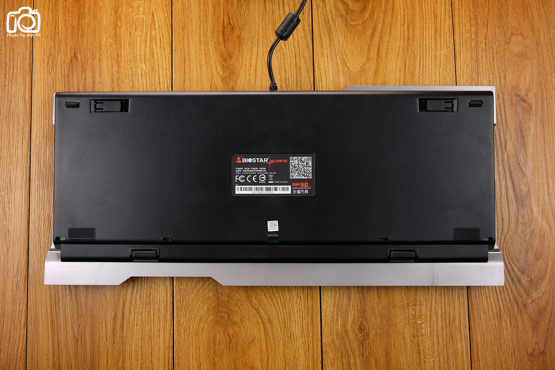 噼里啪啦打字噪，居然还防水：映泰沙漠方舟GK30青轴电竞机械键盘