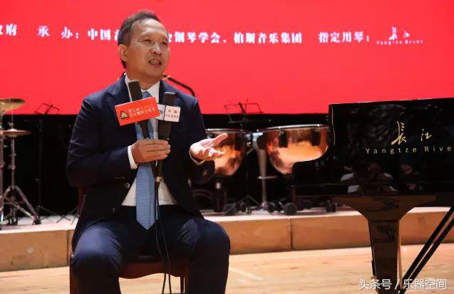 长江钢琴具有世界一流品质,人物采访古琴背景音乐