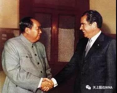 天上飘下来的礼物主要内容,天上掉下来的礼物