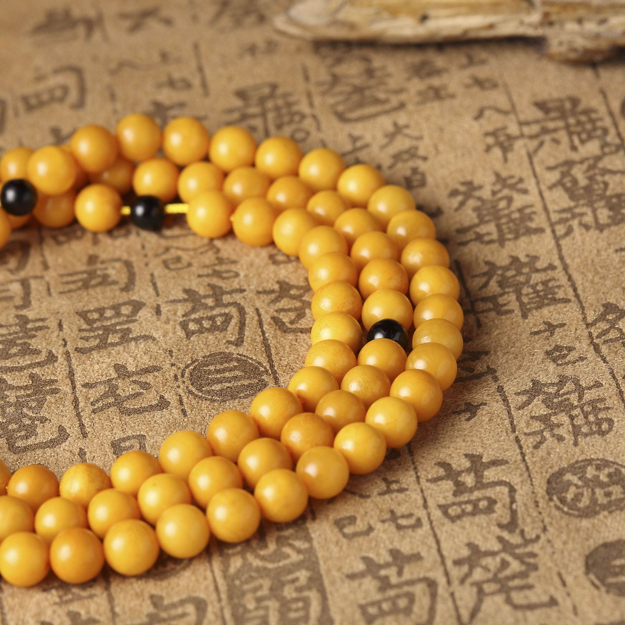 蜜蜡手串容易自然开裂吗,老蜜蜡表面裂纹怎么修复