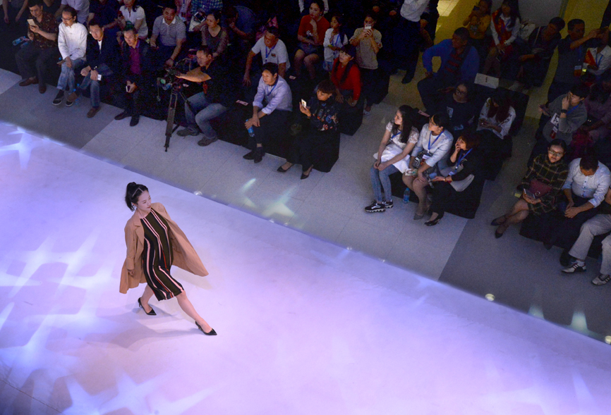 渝派服装中和发布会,渝派服饰重庆