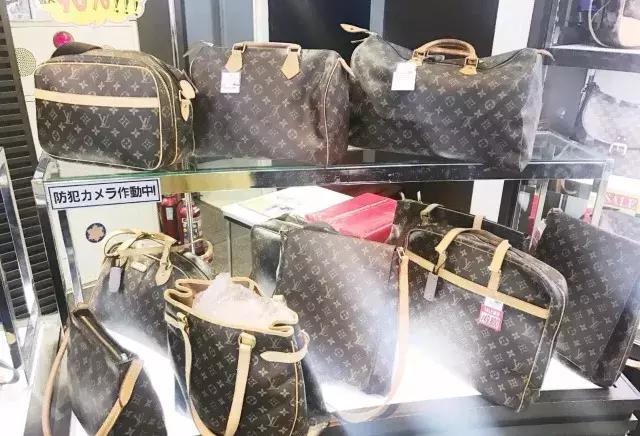 在欧洲买lv可退税,买lv包退税合适还是免税店合适