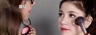 正确的化妆步骤新手怎么化妆,化妆的正确步骤新手化妆教程