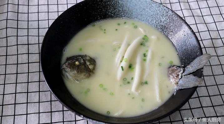 鲫鱼汤做得不好吃怎么补救,鲫鱼汤煎不白了怎么办