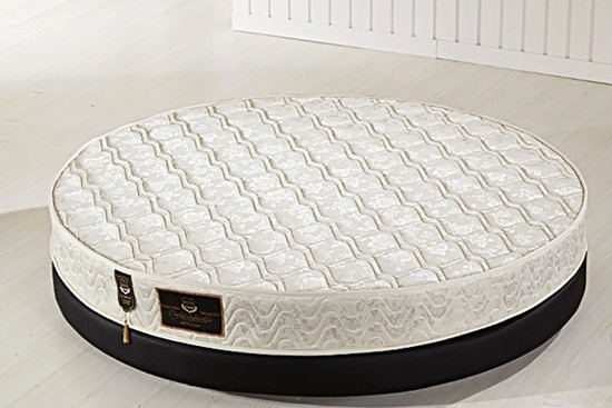 泰国床垫乳胶床垫价格,床垫的尺寸不同价格一样吗