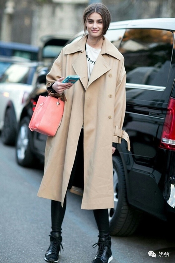 穿搭天气渐冷,超冷天气的时尚穿搭女生