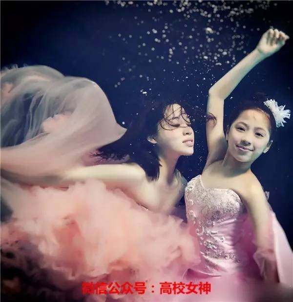 欧阳娜娜三姐妹颜值相差大,欧阳娜娜三姐妹一共几岁了