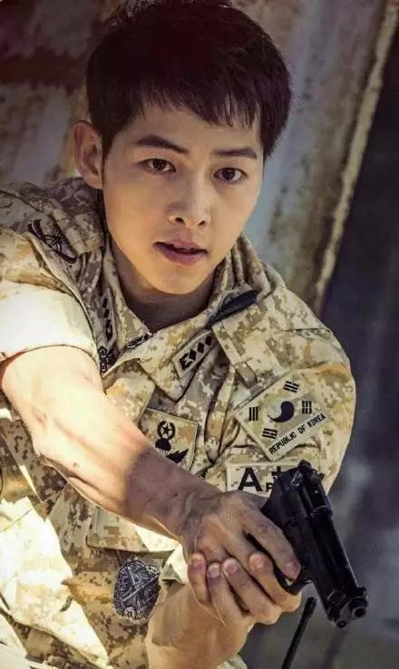 “乔妹”掳获“钟基欧巴”，除了靠天生高颜值，还有什么？