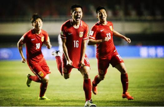 国足打鸡血,贾跃亭中国足球