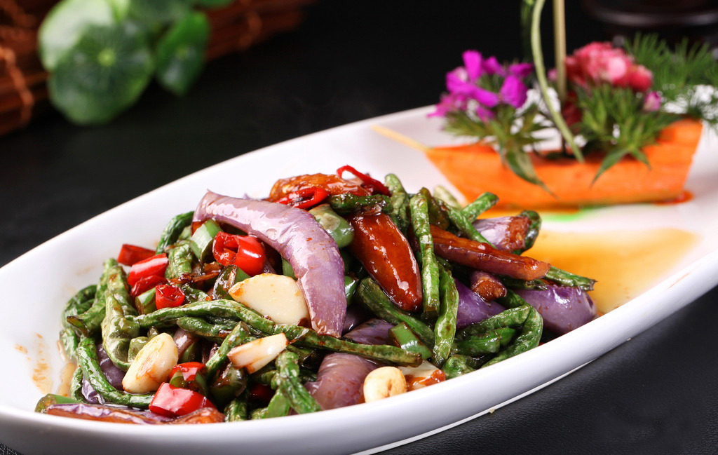 三亚轻奢亚龙湾高端别墅,三亚怎么玩性价比高